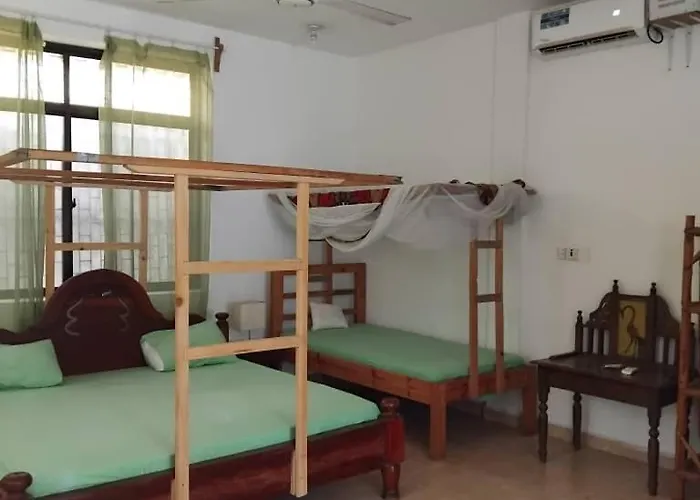 Beach House Apartments Nungwi